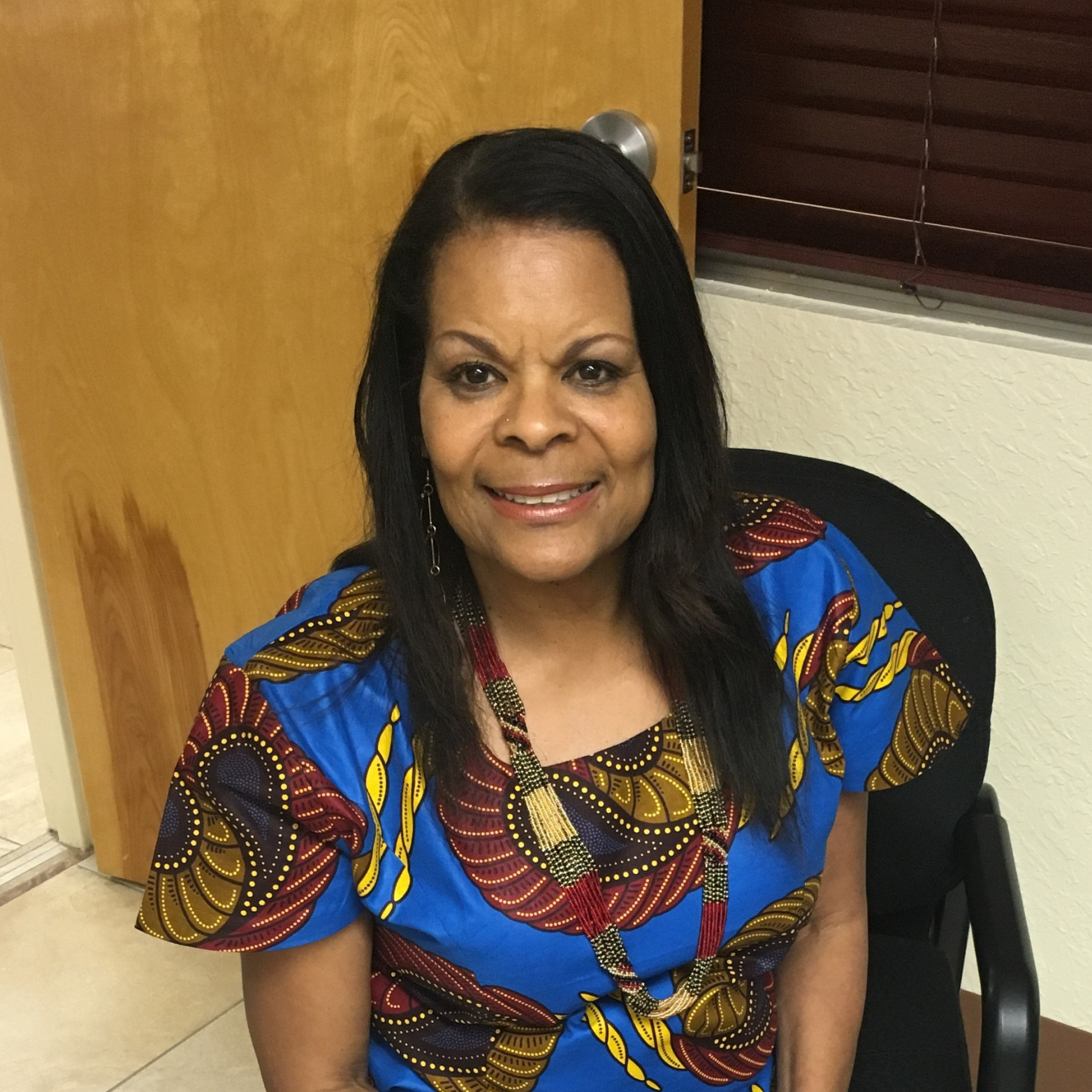 Dr. Sandra Tucker
